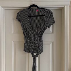 Vince Camuto Black & White Striped Wrap Top – XS