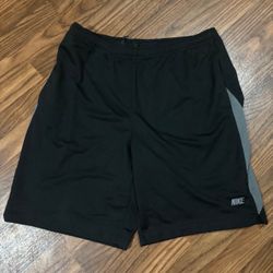 Nike Training * Men’s Training / Workout Shorts * Nike Spell Outs * Size L 