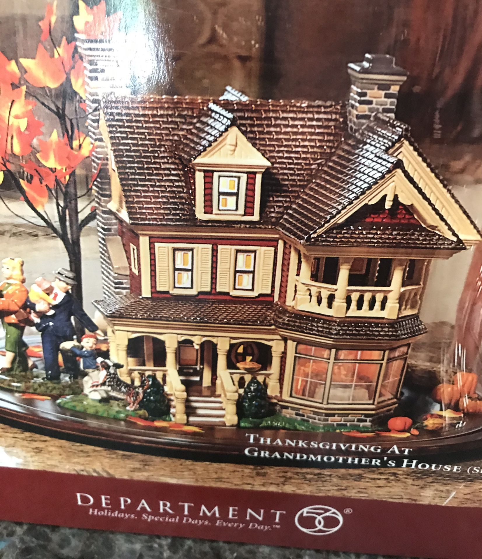 Dept 56 Grandmas House At Thanksgiving