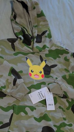 Pokémon Pikachu Camo Hoodie Size Small