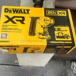 Dewalt Brad Nailer Kit