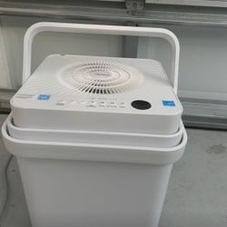 Midea Cube Dehumidifier 