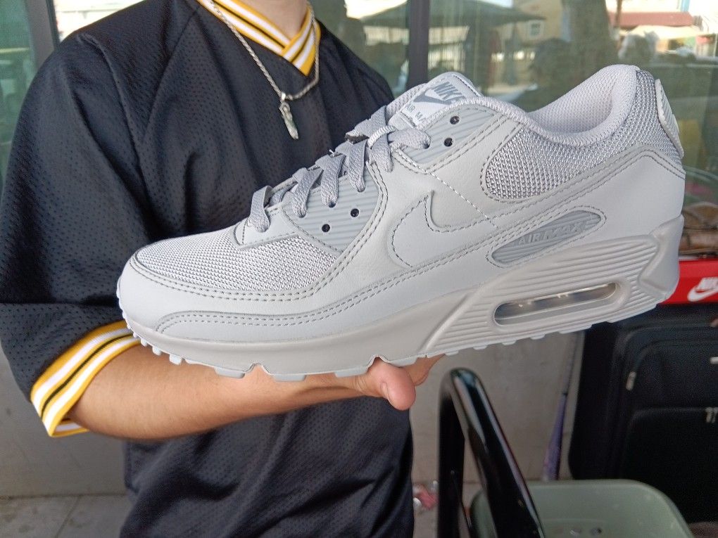 Nike Air Max Size 8.5 Men