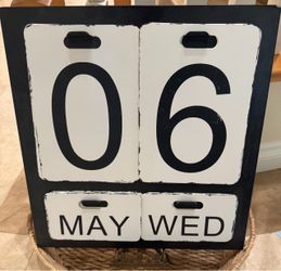 Calendar Decor
