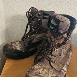 Men's Size 9 Itasca Big Buck Hunting Boots Waterproof - Thinsulate Ultra Leather Uppers - Used -Very Good Condition