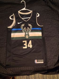 Milwaukee bucks jersey