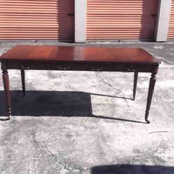 Hekman Large Antique Dining Table 