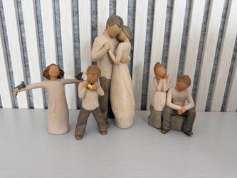 Willow Tree Figurine Set of 5