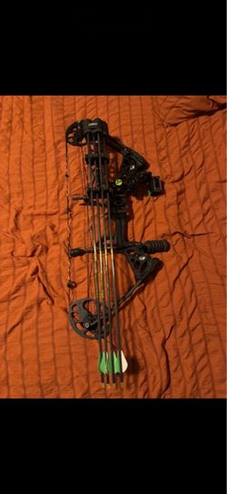 Matthews Bow with case