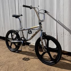 20 Inch 1994 GT Vertigo Bmx Asking 1,200 Dollars Or Best Offer No Trades Selling All My Bikes Yes I Have The OG Rims In Mint Condition the brakes need