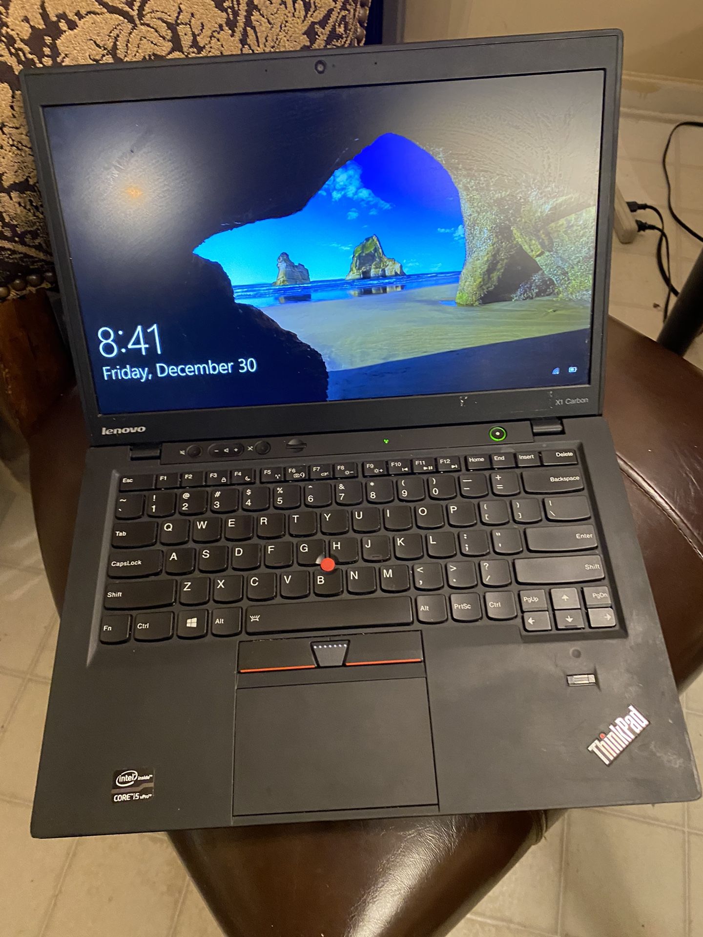 Lenovo ThinkPad X1 Carbon Laptop