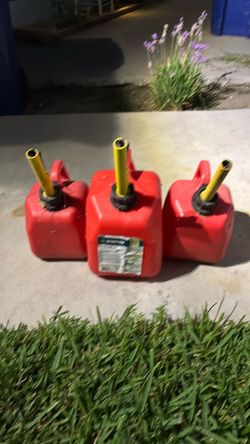 3 x Gasoline containers