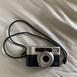 Konica 35mm Film Camara In Nice Condition 