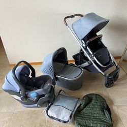Uppababy V2 Cruz Stroller With Car Seat And Bassinet Light Blue