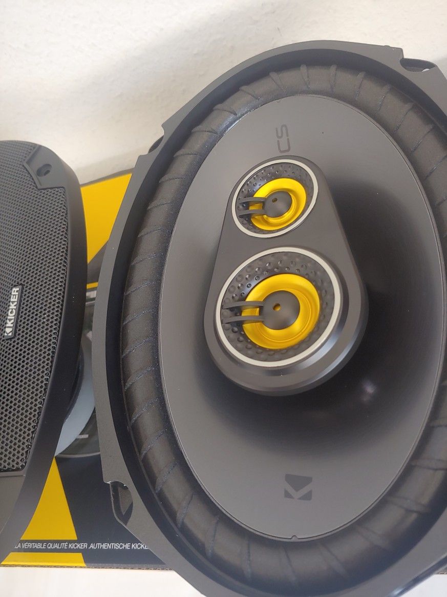 KICKER 1 PAIR 6×9 3 WAY 450 WATTS CAR SPEAKER ( BRAND NEW PRICE IS LOWEST INSTALL NOT AVAILABLE )
