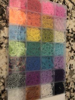 New Sealed Rainbow Loom: Treasure Trove - DIY Rubber Band Bracelet Craft Kit with Case-Nice Gift!