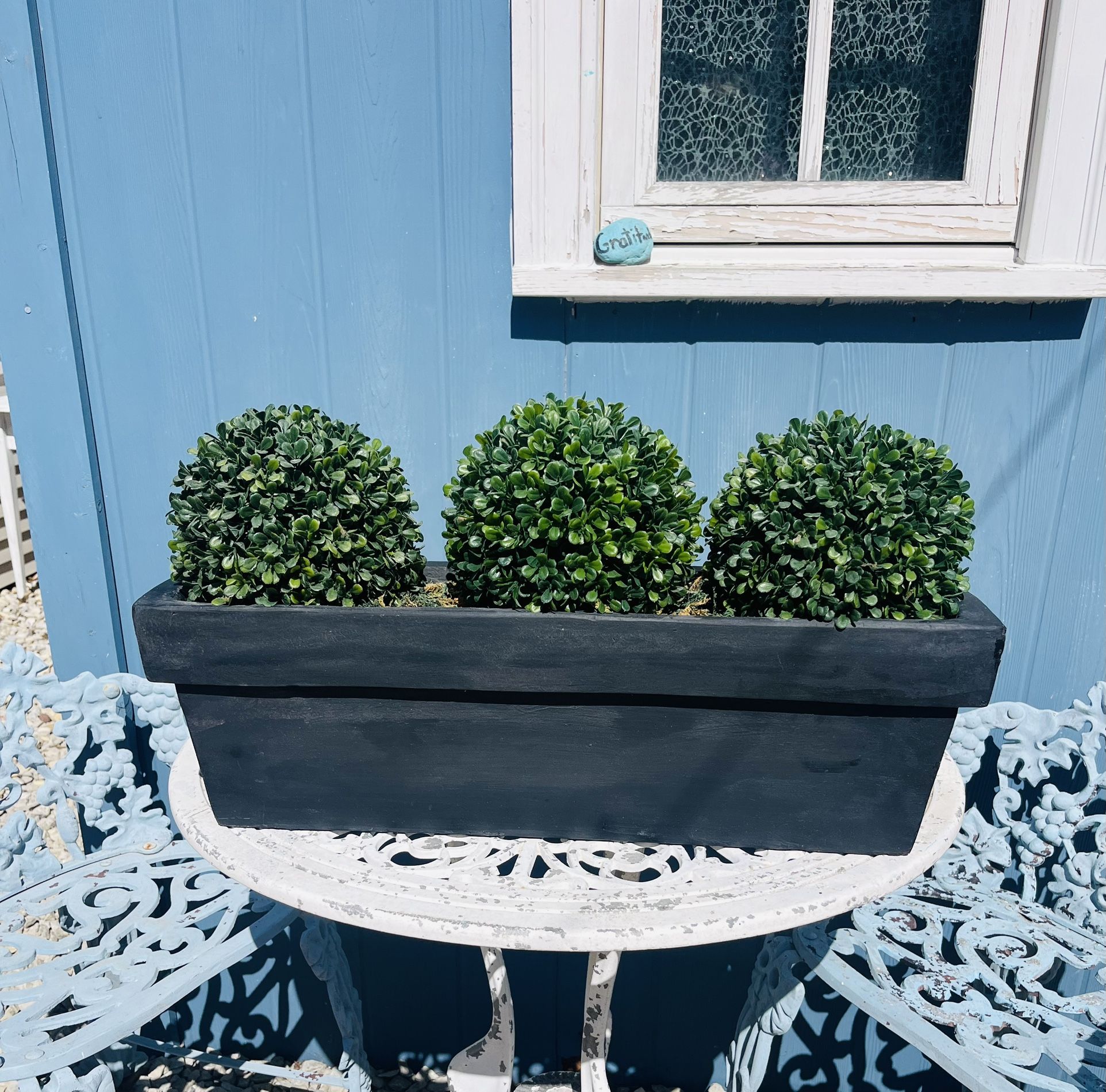 ARTIFICIAL TOPIARY WITH BLACK PLANTER