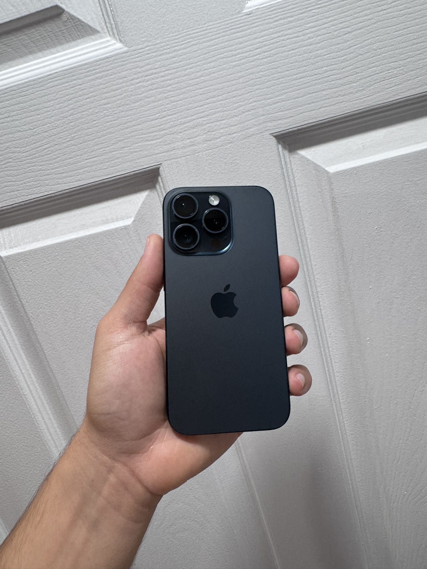 iPhone 15 Pro 256gb Unlocked
