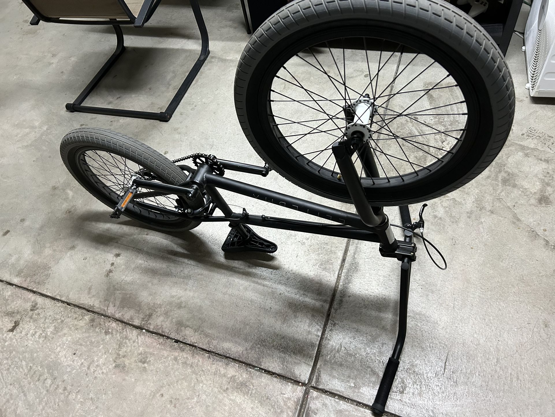 BMX bike