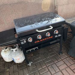 Blackstone grill -  4 Burner 
