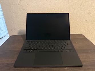ASUS ROG Flow Z13 (2025) Portátil para juegos, 13" ROG Nebula 16:10 2.5K 180Hz/3ms, AMD Ryzen AI MAX+ 395, RDNA 3.5 Graphics, 128GB LPDDR5X 8000MHz, 1
