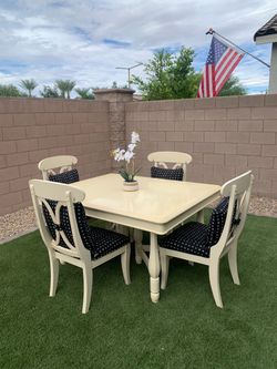 Dining Set