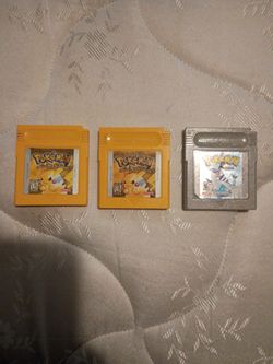 Pokémon Bundle: Yellow (x2) & Silver (x1) - Game Boy Color