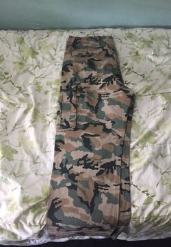 Levi Pants For Men
