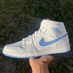 Jordan 1 Legend Blue 2014 Sz12 DS