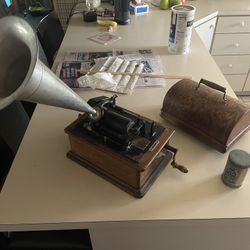 Original Antique Edison phonograph Cylinder Model 