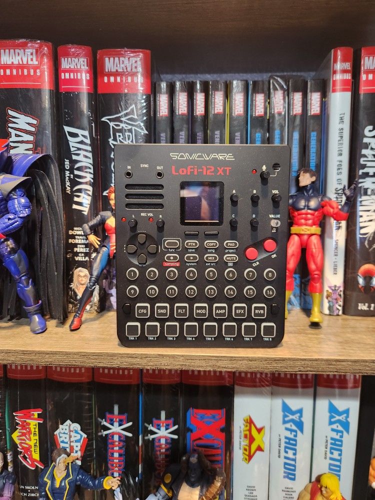 Sonicwave Lofi 12 XT Sampler