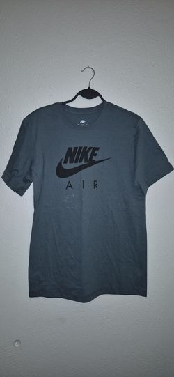 Adult Small Nike Shirt