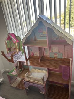 Barbie House