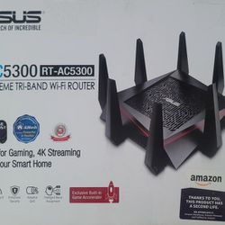 Asus AC5300 GAMING WIFI ROUTER! USED BUT WORKS LIKE NEW!