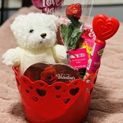 Valentine’s Day Gift Basket!