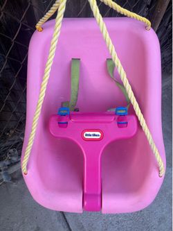 Baby outdoor swing