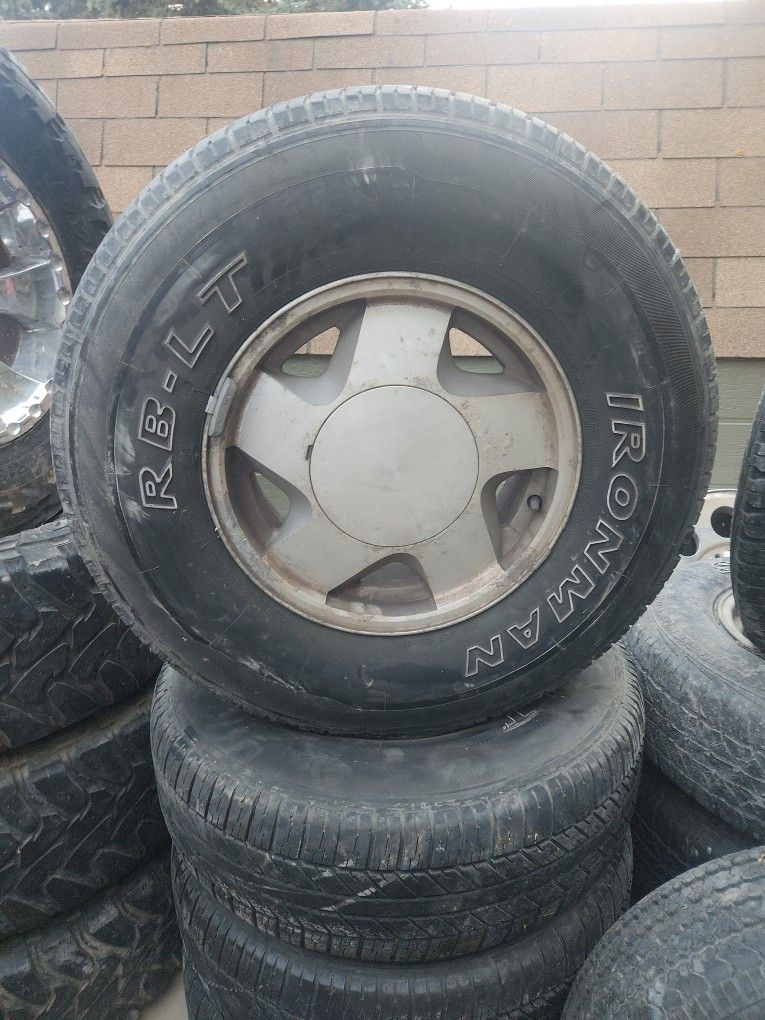 Chevy 6 Lug Stock Wheels 265 75 16