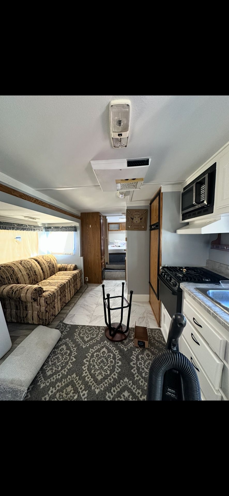 25 Ft Sportmen’s Rv
