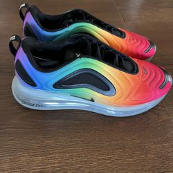 Nike Air Max 720