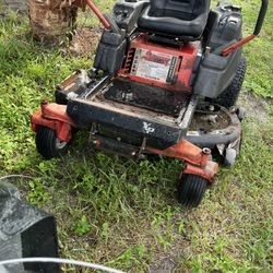 Zero Turn Mower 