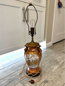 Vintage Hand-Painted Asian Porcelain Table Lamp – Approx. 1880s-1920s – 25” Tall – Works