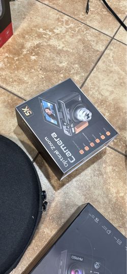 Optical zoom camera