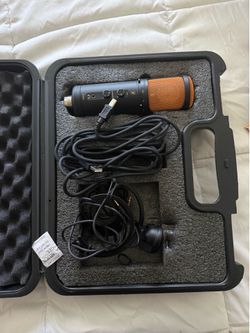 Microphone
