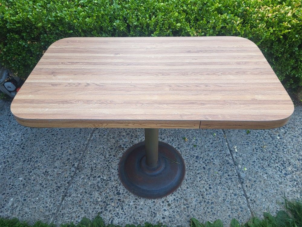 Sturdy table