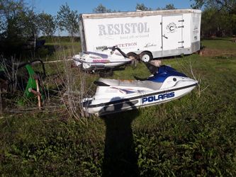 Two jet skis not running Parts only no titles no trailer