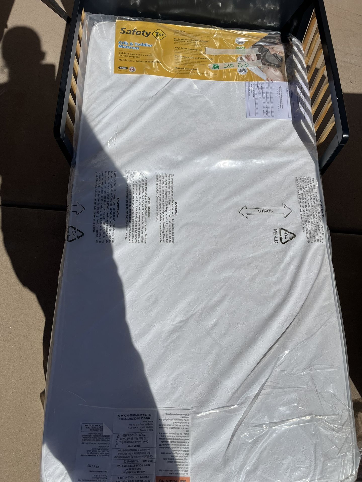 BRAND NEW CRIB/TODDLER BED MATTRESS - Never Used!