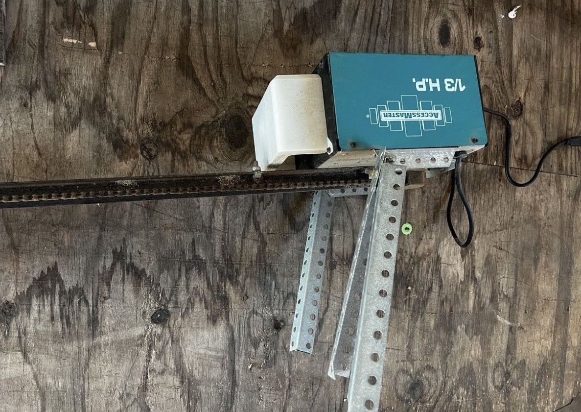 Automatic Garage Door Opener & Drive 