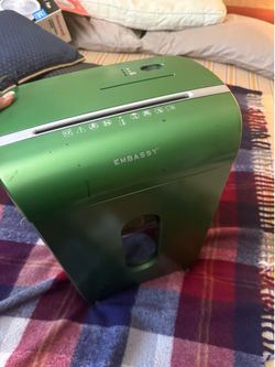 Embassy Paper Shredder