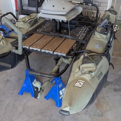 9' Fishing Pontoon Boat 
