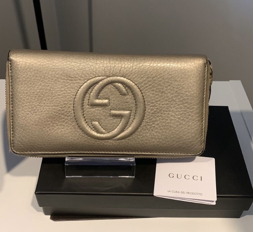 Authentic Gucci Zip Around Wallet In Great Preloved Condition 